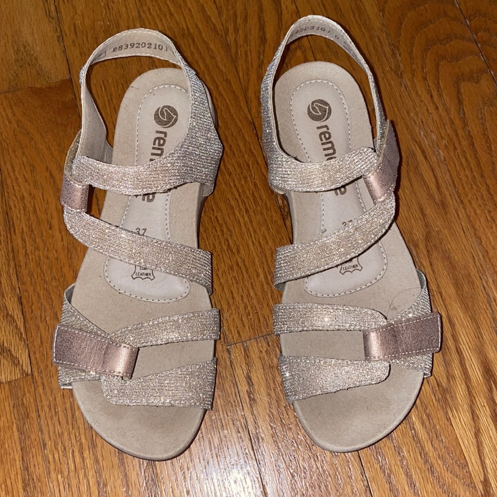 Remonte sandals
